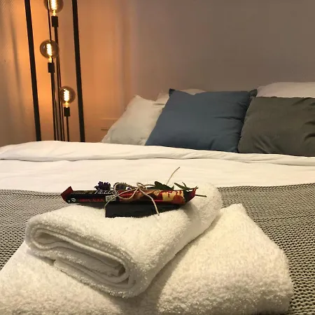 Bienvenidus - Self Service - Zur Selbstversorgung - Messezimmer - 3* Düsseldorf