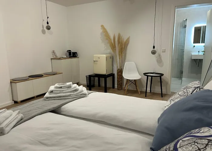 Bienvenidus - Self Service - Zur Selbstversorgung - Messezimmer -